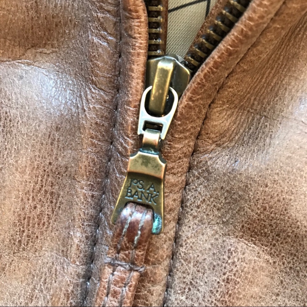 Jos A Bank leather bomber jacket. Size: L - Picture 4 of 8